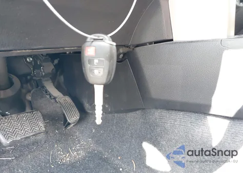 2015 Toyota Rav4 Xle from USA, damaged, VIN 2T3RFREV2FW336266